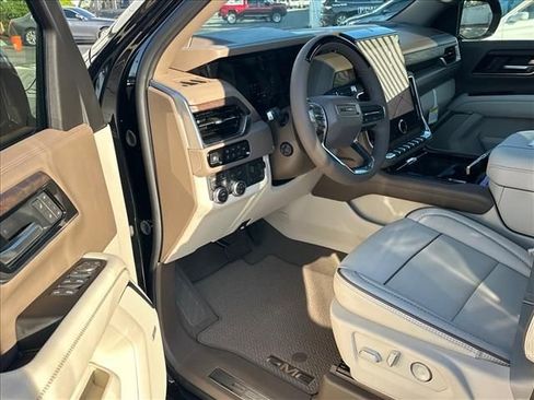 New 2026 GMC Yukon Denali w/ Denali Reserve Package AWD/4WD image 20