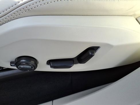 Used 2022 Volvo XC90 T6 Inscription w/ Advanced Package image 17