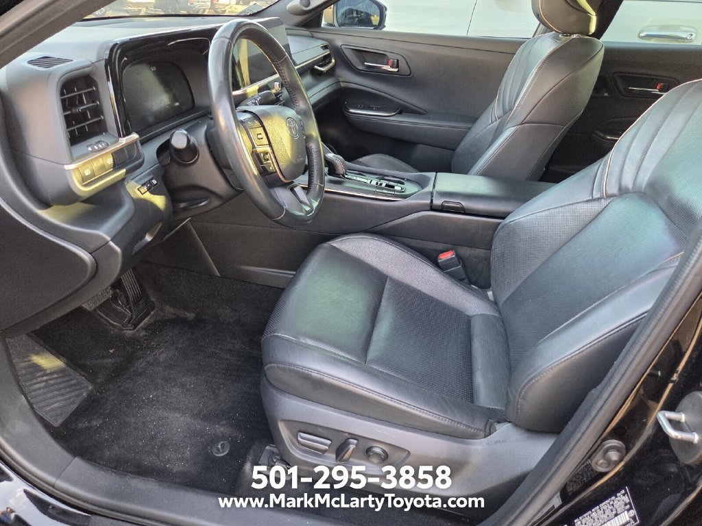 Used 2023 Toyota Crown AWD/4WD image 8