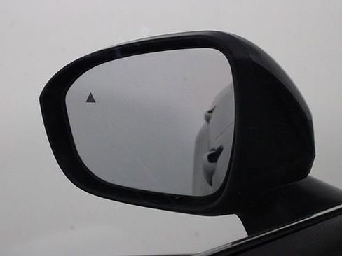 Used 2024 Mitsubishi Outlander SEL image 35