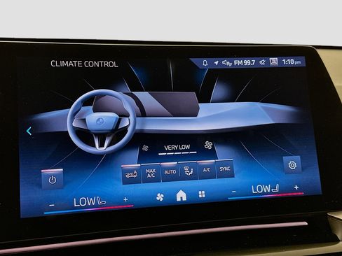 Used 2025 BMW X1 xDrive28i image 23