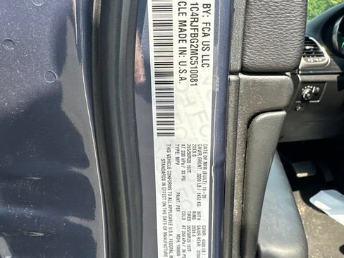 Used 2021 Jeep Grand Cherokee Limited w/ Trailer Tow Group IV AWD/4WD image 10