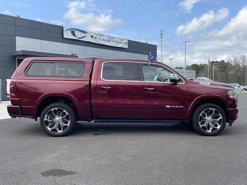 Used 2021 RAM 1500 Limited image 3