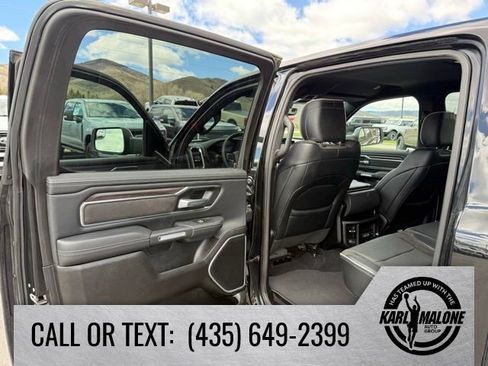 Used 2025 RAM 1500 Laramie AWD/4WD image 26