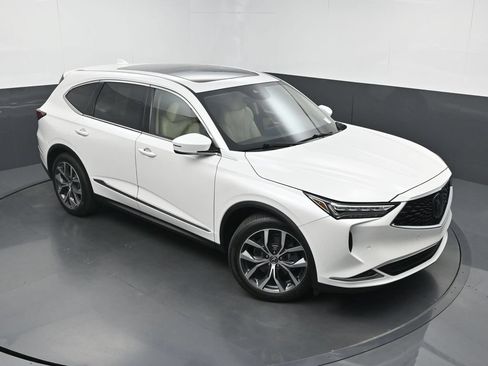 Used 2023 Acura MDX w/ Technology Package FWD image 38