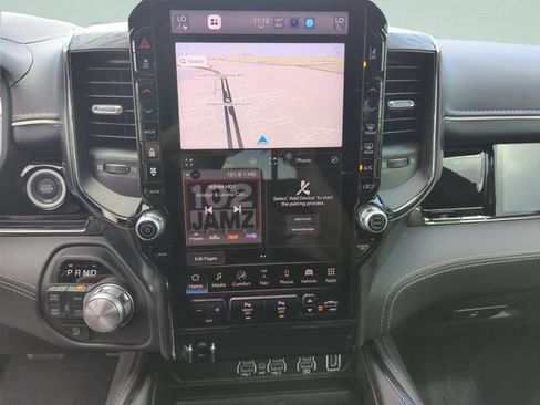 Used 2025 RAM 1500 Limited AWD/4WD image 33