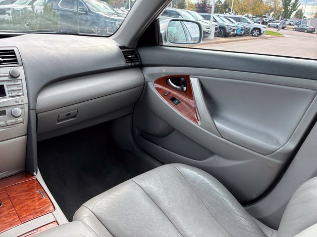 Used 2011 Toyota Camry XLE w/ XLE Extra-Value Pkg #2 FWD image 19