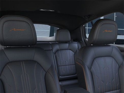 New 2025 Buick Envista Avenir image 24