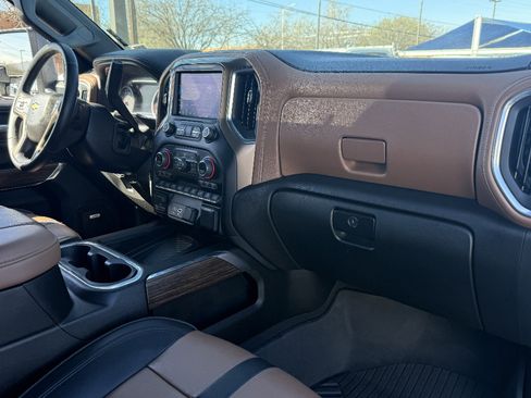 Used 2023 Chevrolet Silverado 3500 High Country w/ Z71 Off-Road Package AWD/4WD image 27