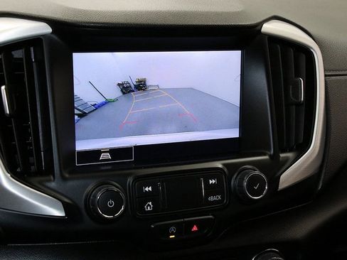 Used 2022 GMC Terrain SLE w/ Driver Convenience Package image 19