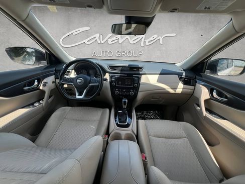 Used 2020 Nissan Rogue SV w/ Premium Package FWD image 20