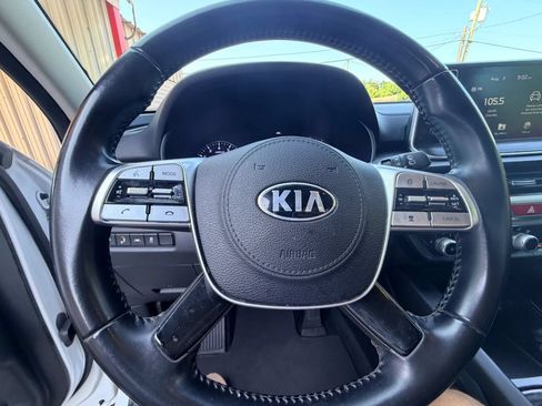 Used 2020 Kia Telluride LX FWD image 19