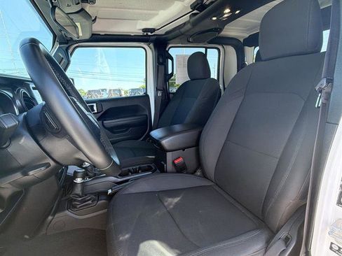 Used 2022 Jeep Gladiator Sport AWD/4WD image 7