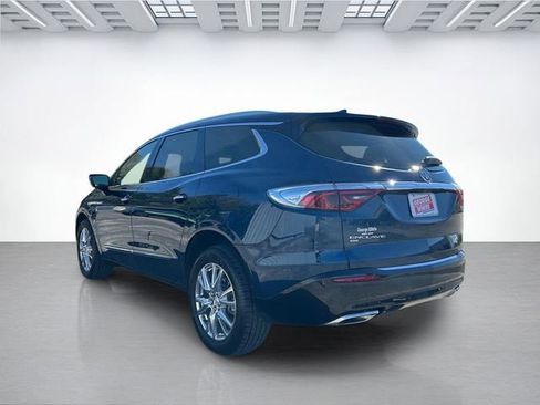 Used 2022 Buick Enclave Essence w/ Experience Buick Package image 5