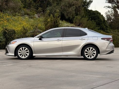 Used 2023 Toyota Camry LE image 6