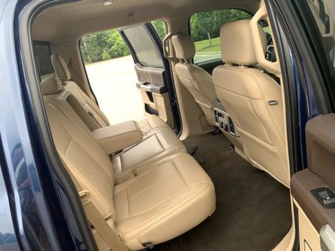 Used 2019 Ford F150 Lariat RWD image 29