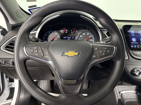 Used 2024 Chevrolet Malibu LT image 25