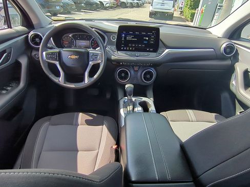 Used 2023 Chevrolet Blazer LT image 19