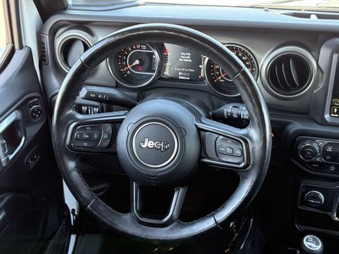 Used 2021 Jeep Wrangler Unlimited Sport w/ Sun And Sound Package AWD/4WD image 16