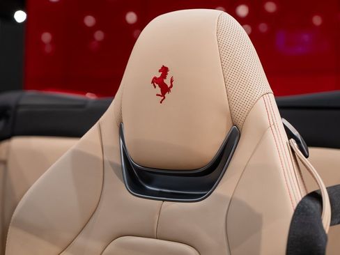Certified 2023 Ferrari Portofino M image 6