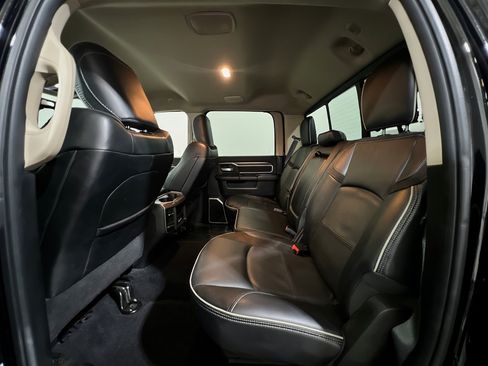 Used 2019 RAM 2500 Laramie AWD/4WD image 17