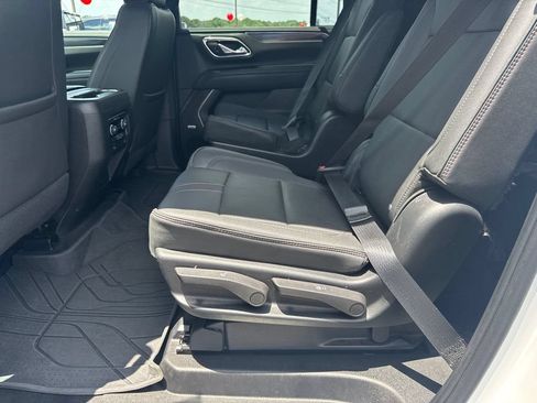 Used 2023 Chevrolet Suburban RST w/ Luxury Package AWD/4WD image 22