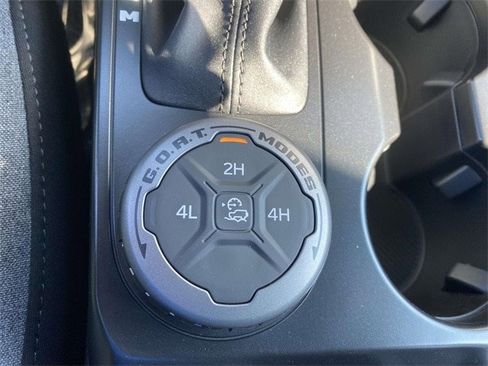 New 2025 Ford Bronco 4-Door image 38