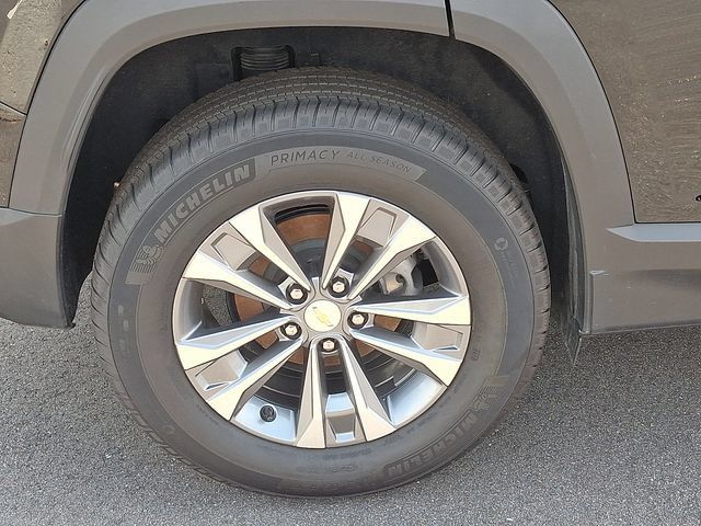 Used 2025 Chevrolet Equinox LT AWD/4WD image 25