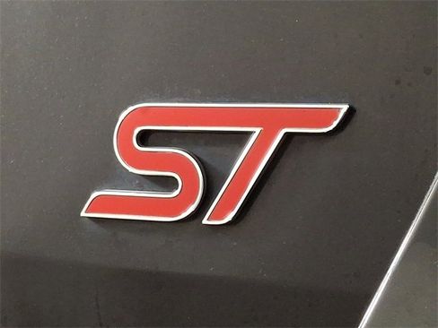 Used 2022 Ford Explorer ST w/ Equipment Group 401A image 32