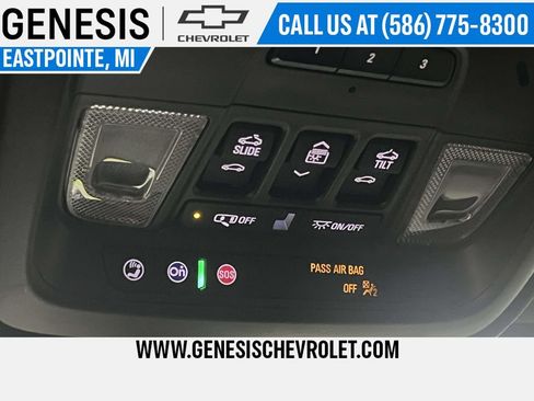 Certified 2023 Chevrolet Traverse RS w/ LPO, Floor Liner Package image 25