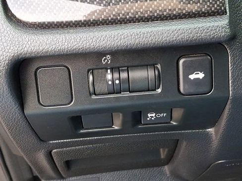 Used 2017 Subaru WRX Premium image 34