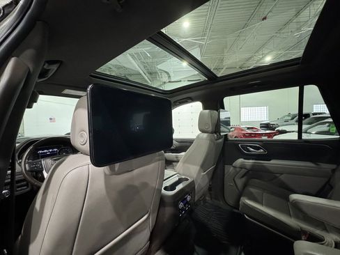 Used 2021 GMC Yukon SLT w/ SLT Luxury Plus Package image 33