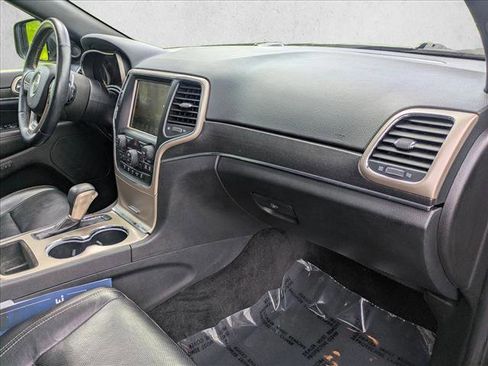 Used 2017 Jeep Grand Cherokee Limited w/ Luxury Group II image 22