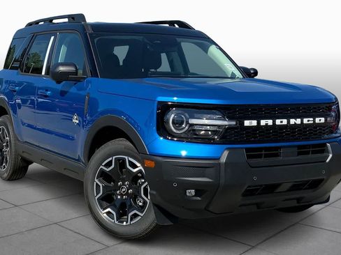 New 2025 Ford Bronco Sport Outer Banks w/ Outer Banks Tech Package+ image 2