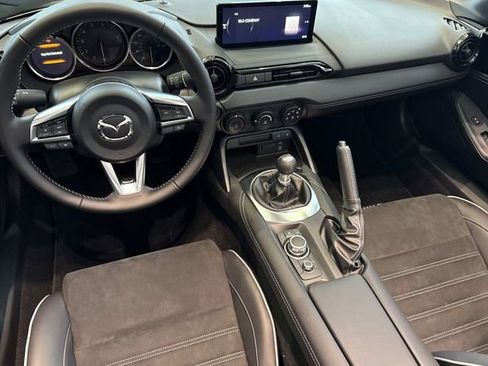 New 2025 MAZDA MX-5 Miata Club w/ Brembo/BBS Recaro Package image 13