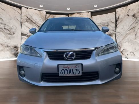 Used 2013 Lexus CT 200h w/ Premium Pkg w/Navigation image 2