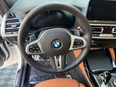 Used 2024 BMW X4 M40i AWD/4WD image 16