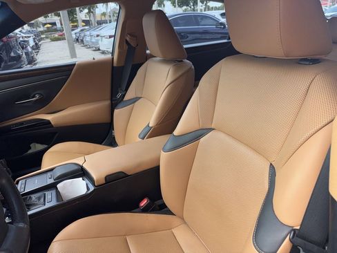 Certified 2022 Lexus ES 350 w/ Premium Package FWD image 11