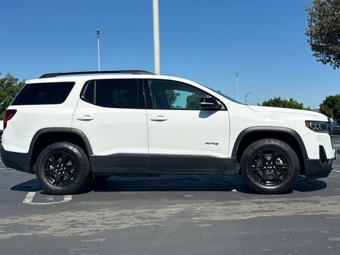 Used 2023 GMC Acadia AT4 w/ Technology Package AWD/4WD image 3