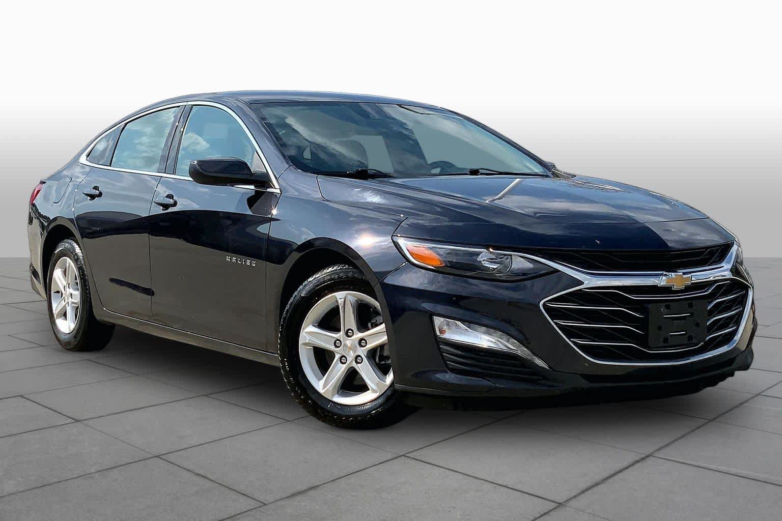 Used 2023 Chevrolet Malibu LT FWD image 3