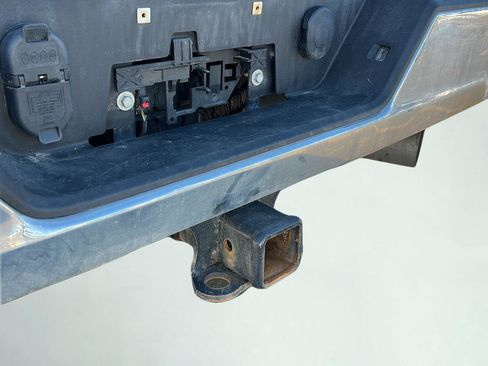 Used 2024 Chevrolet Silverado 2500 LT image 12