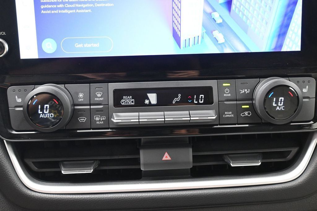 Certified 2024 Toyota Grand Highlander AWD image 21