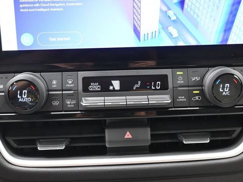 Certified 2024 Toyota Grand Highlander AWD image 21