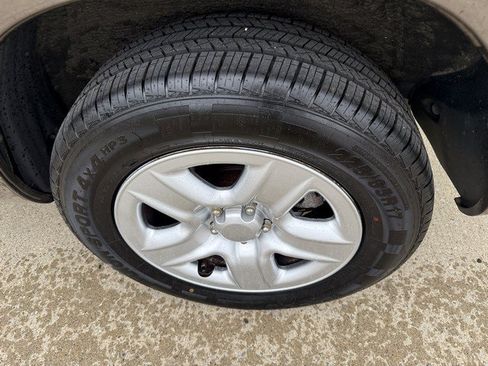 Used 2011 Toyota RAV4 2WD w/ Base L4 Extra Value Pkg image 36