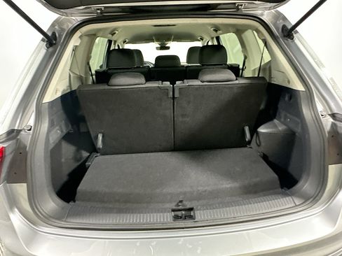 Used 2024 Volkswagen Tiguan S image 28