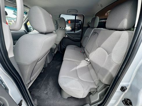 Used 2007 Nissan Frontier LE image 13