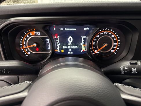 New 2025 Jeep Wrangler Rubicon w/ Convenience Group image 19