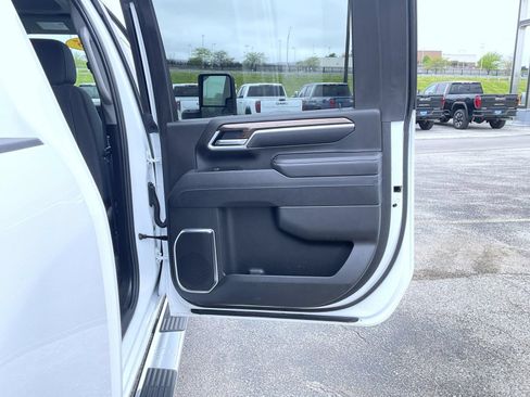 Certified 2025 Chevrolet Silverado 2500 LT w/ Convenience Package AWD/4WD image 20