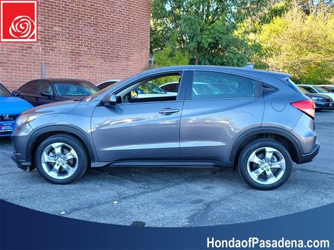 Used 2017 Honda HR-V LX image 6
