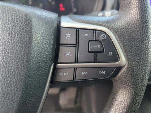 Certified 2025 Toyota Grand Highlander FWD image 13